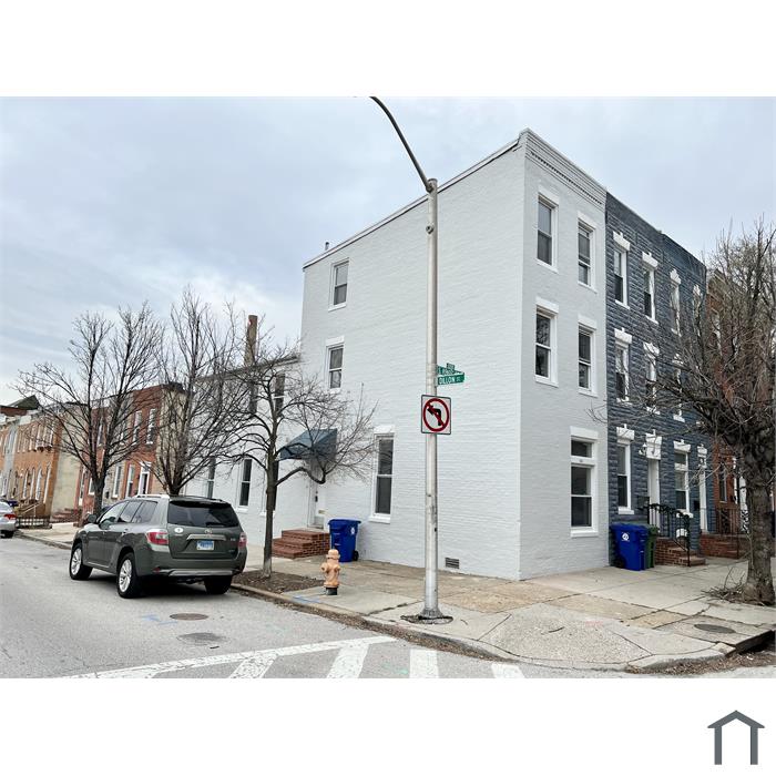 946 S Kenwood Ave